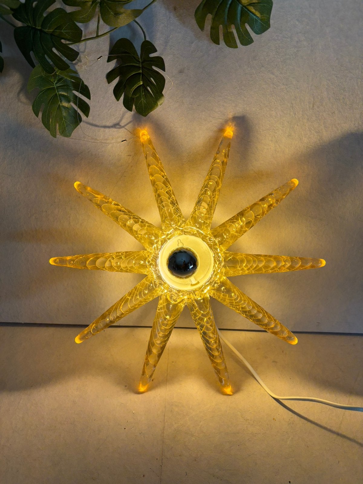 Vintage ARO Star sunburst wandlamp jaren 70 plexiglas, Huis en Inrichting, Lampen | Wandlampen, Ophalen of Verzenden, Gebruikt