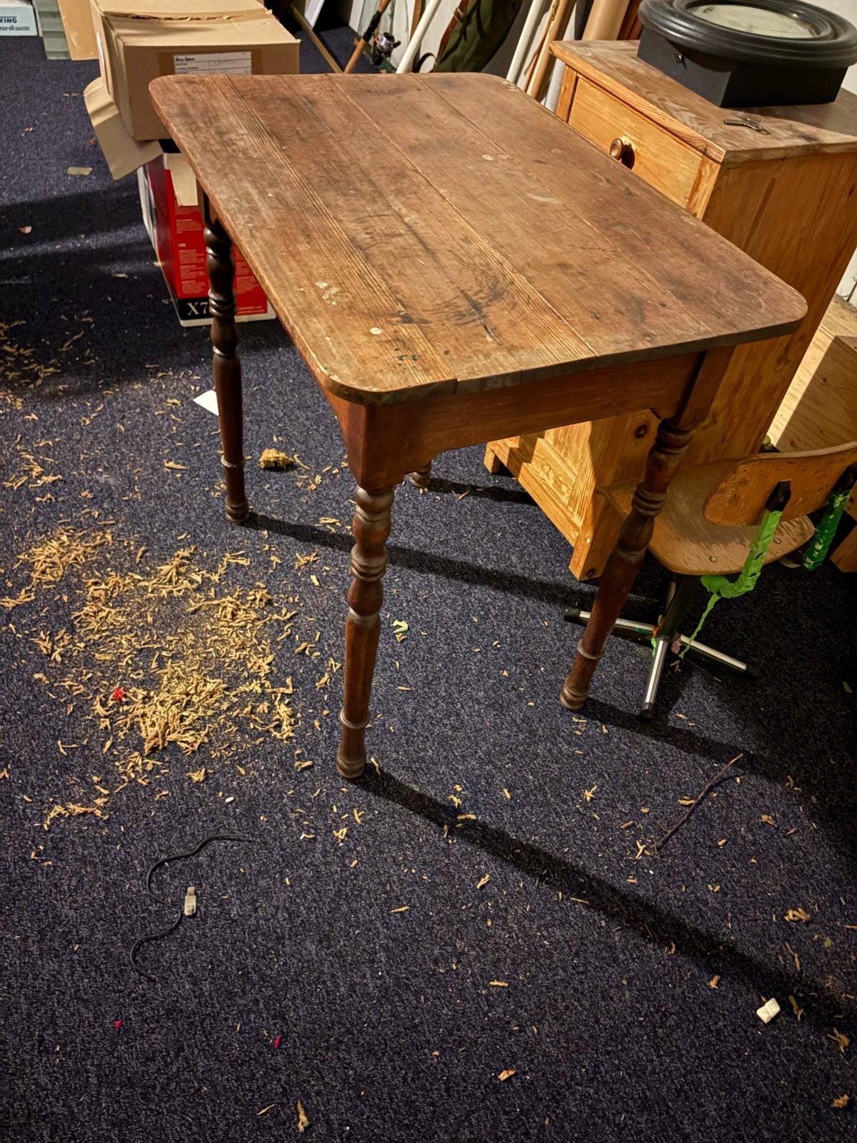 Antieke houten tafel met gedraaide poten, Antiek en Kunst, Ophalen