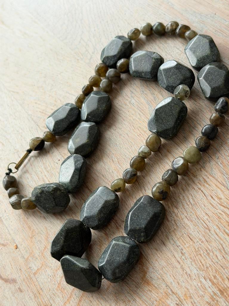 Ketting van natuursteen, Ophalen of Verzenden, Zo goed als nieuw, Groen, Steen of Mineraal