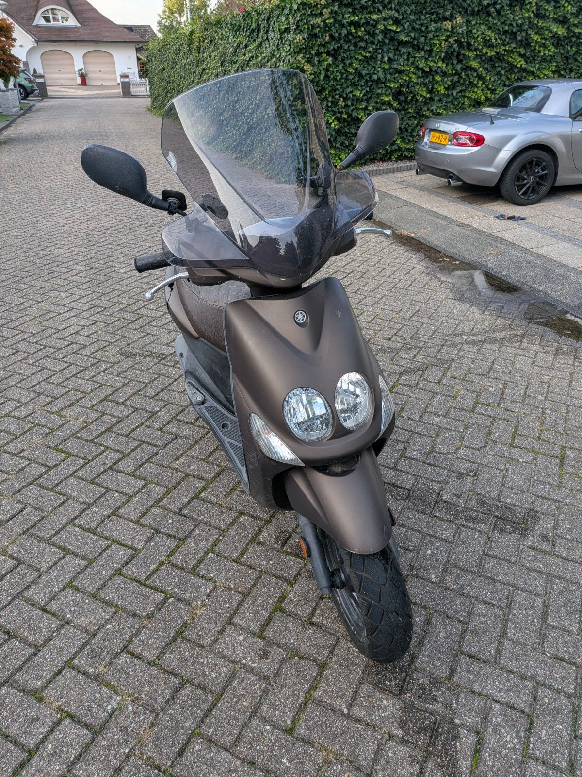 Yamaha Neos 4 scooter met custom zadel en extra onderdelen, Ophalen, Gebruikt, Maximaal 45 km/u, Benzine
