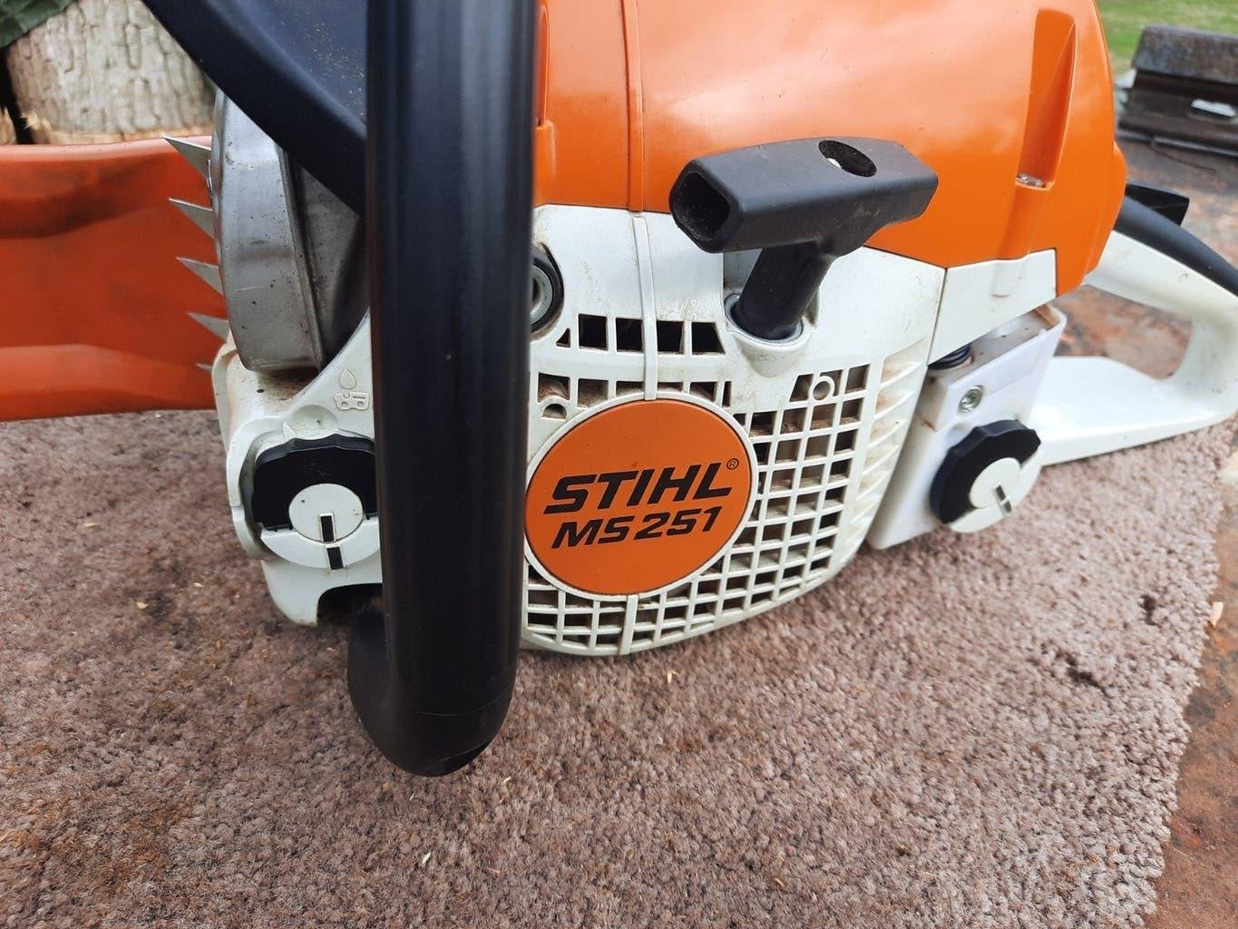 Foto 4 van Stihl MS 251, 40cm ,kettingzaag 2021,extra 1 nieuwe ketting