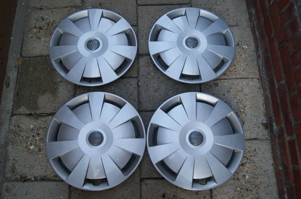 Set van 4 originele wieldoppen Audi A3 16 inch (Model 2), Auto diversen, Wieldoppen, Ophalen of Verzenden, Gebruikt