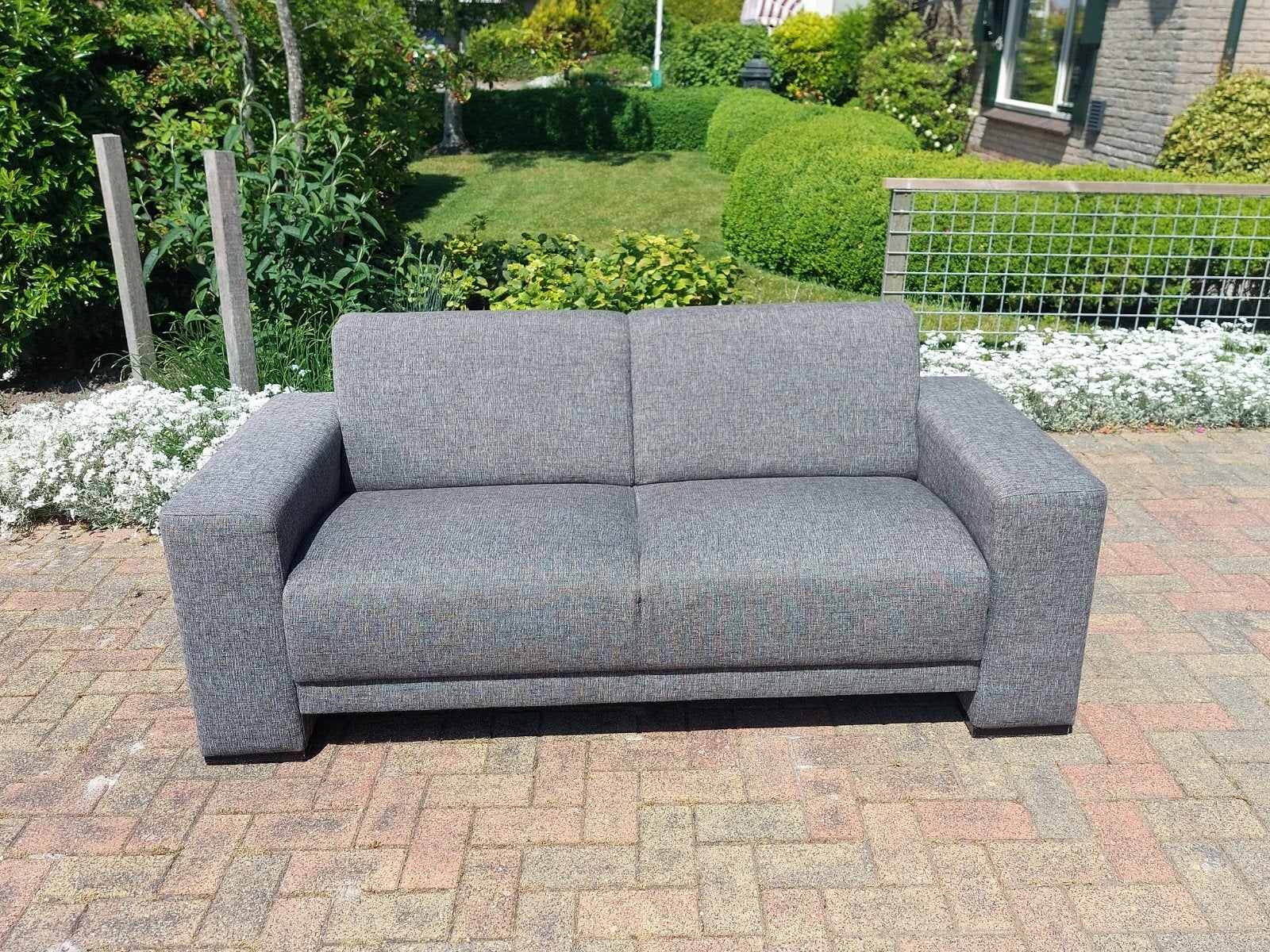 Comfortabele grijze 2,5-zits bank - Z.G.A.N. - Gereinigd., Ophalen, 150 tot 200 cm, Tweepersoons, 75 tot 100 cm