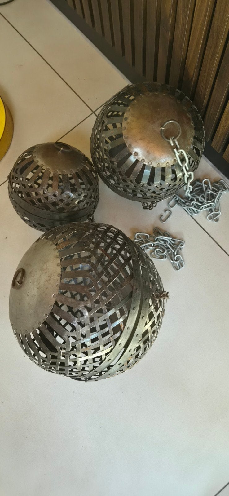 Decoratieve ijzeren ballen - 3 maten draadbal gevlochten, Gebruikt, Ophalen of Verzenden, Metaal, Grijs