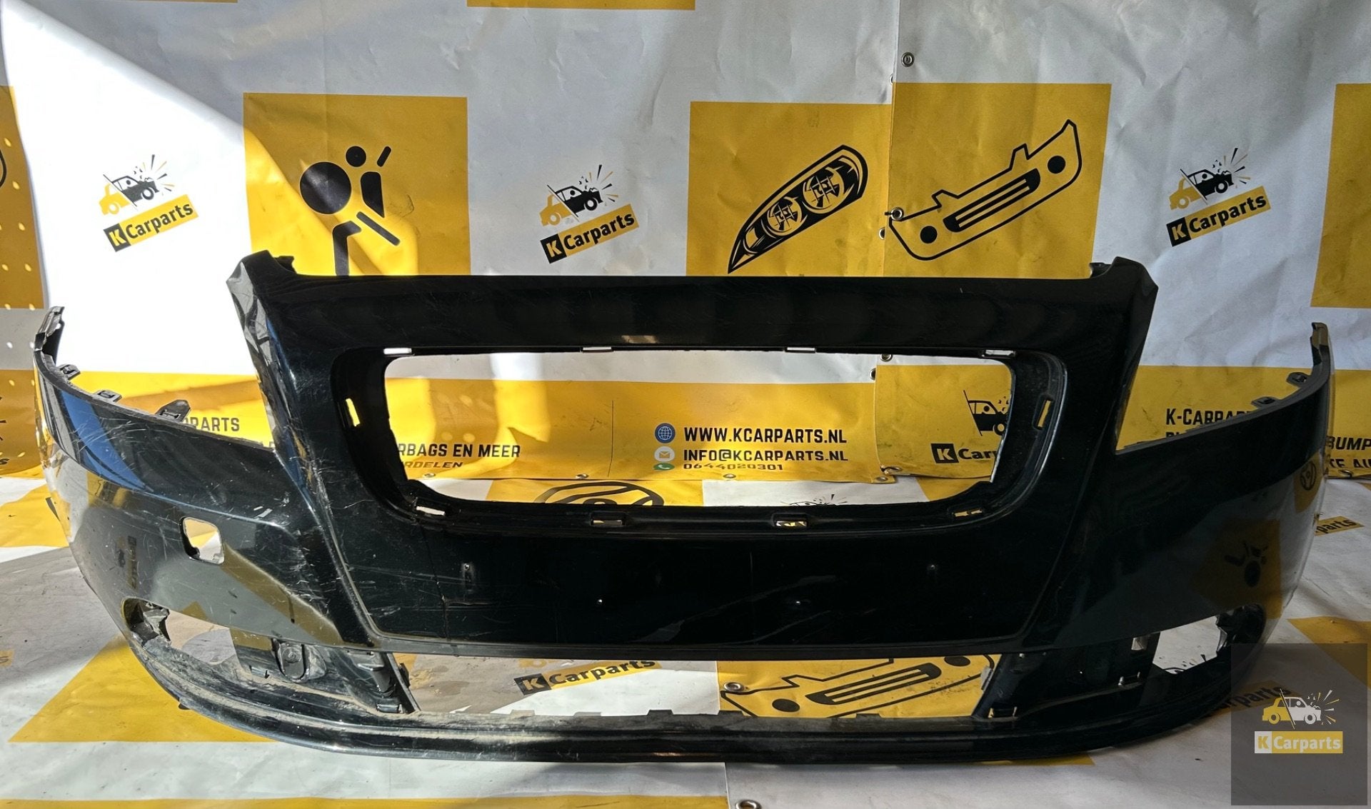 Voorbumper Volvo V50 R Design Bumper 30744976, Info@fabrikant.eu, Ophalen of Verzenden, Volvo, Bumper