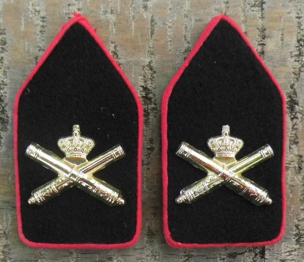 Setje Kraagstukken Artillerie, Verzamelen, Verzenden, Landmacht, Nederland, Embleem of Badge