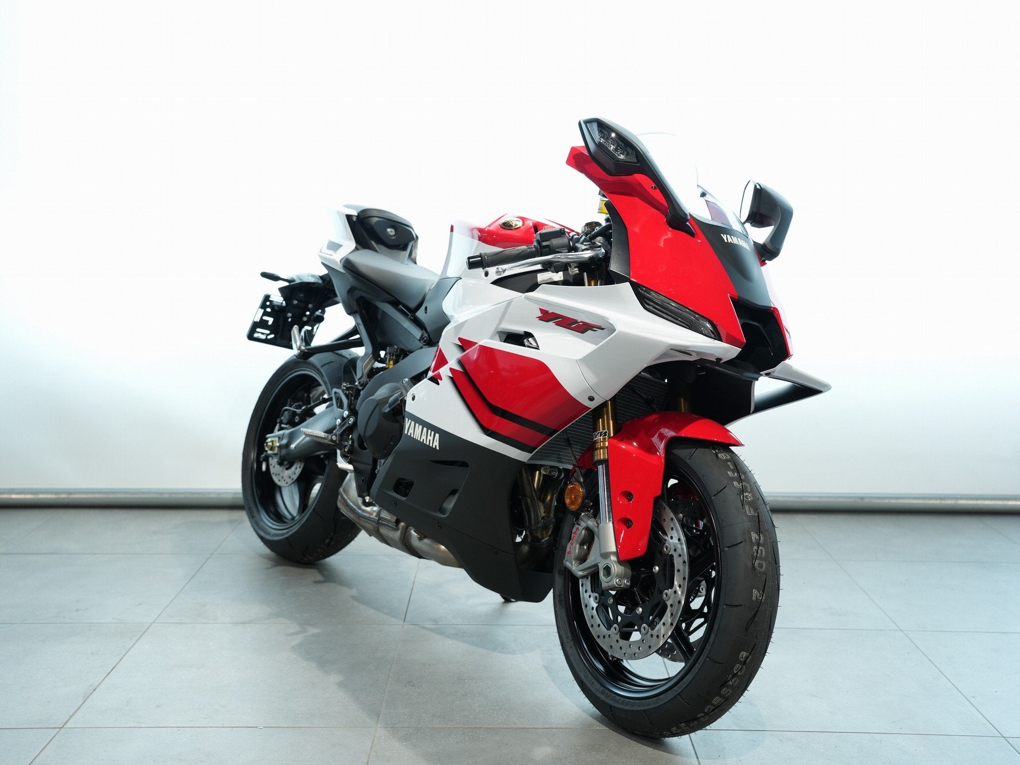 Yamaha YZF R9 70TH ANNIVERSARY (bj 2026), Klantenservice@yamaha-motor.nl, 900 cc, Super Sport, Meer dan 35 kW