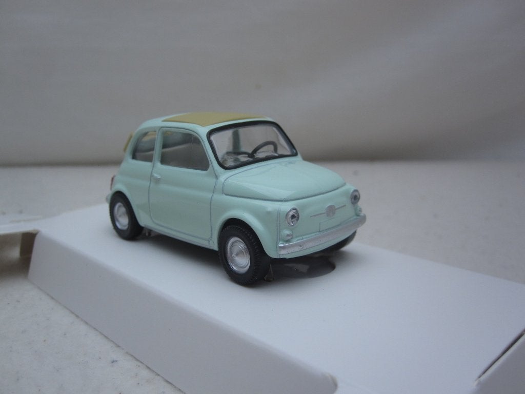 Fiat 500F 1965 pastelblauw 1:43 Norev, Hobby en Vrije tijd, Ophalen of Verzenden, Nieuw, Auto, Norev