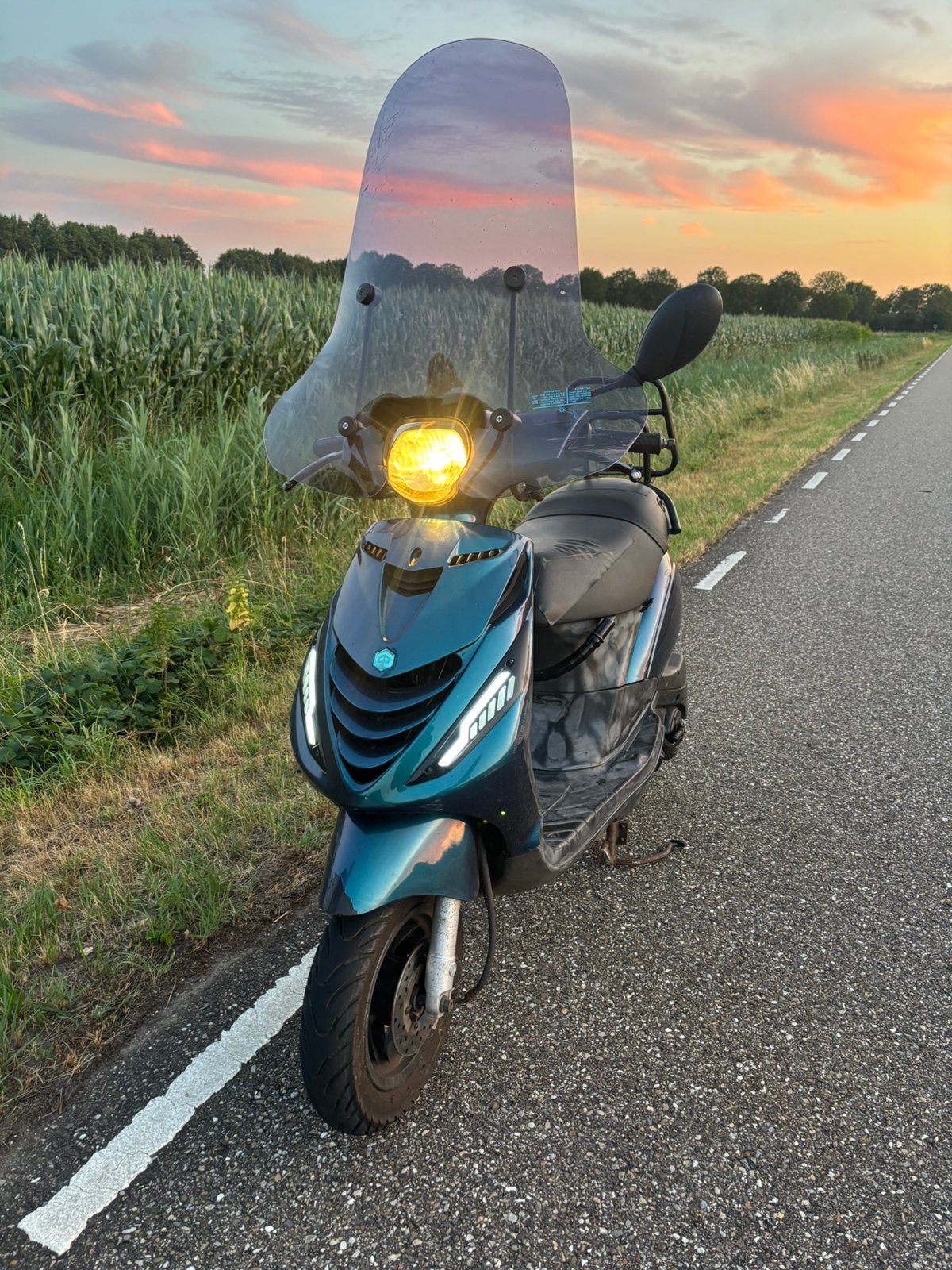 Piaggio zip 2012 80cc, Ophalen, Zo goed als nieuw, Benzine, Zip
