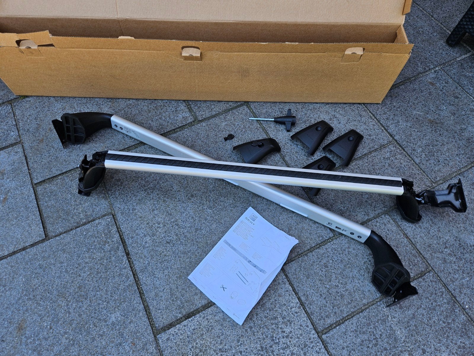 Dakdrager Seat Leon, Ophalen, Zo goed als nieuw