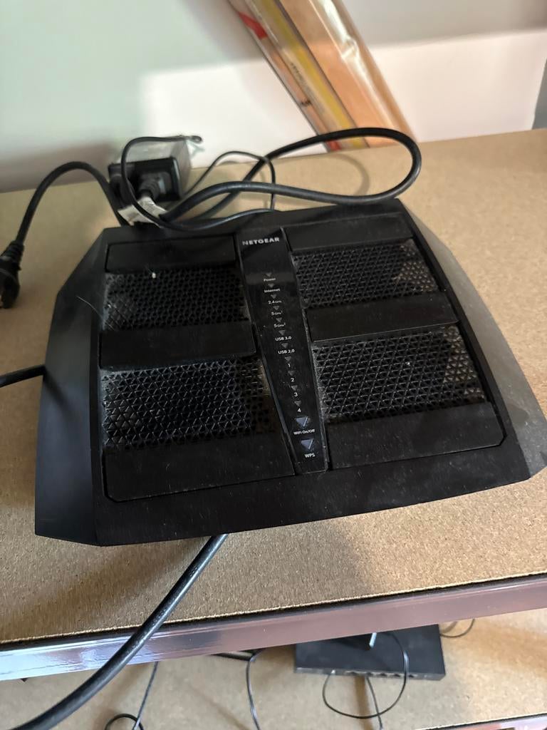 Netgear Nighthawk X6 R8000 AC3200 Tri-Band WiFi Router, Computers en Software, Routers en Modems, Ophalen of Verzenden, Gebruikt