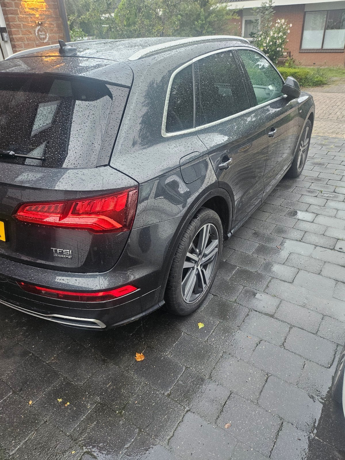 Audi Q5 2.0 Tfsi Quattro 252pk S Tronic 2017 Grijs, Auto's, Euro 6, Particulier, SUV of Terreinwagen, 102 €/maand