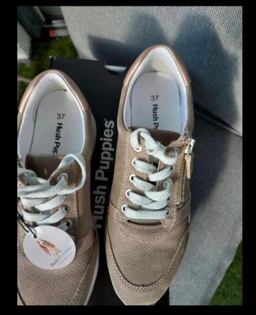 Hush Puppies sneakers maat 37, Kleding | Dames, Schoenen, Ophalen of Verzenden, Nieuw, Beige, Sneakers of Gympen