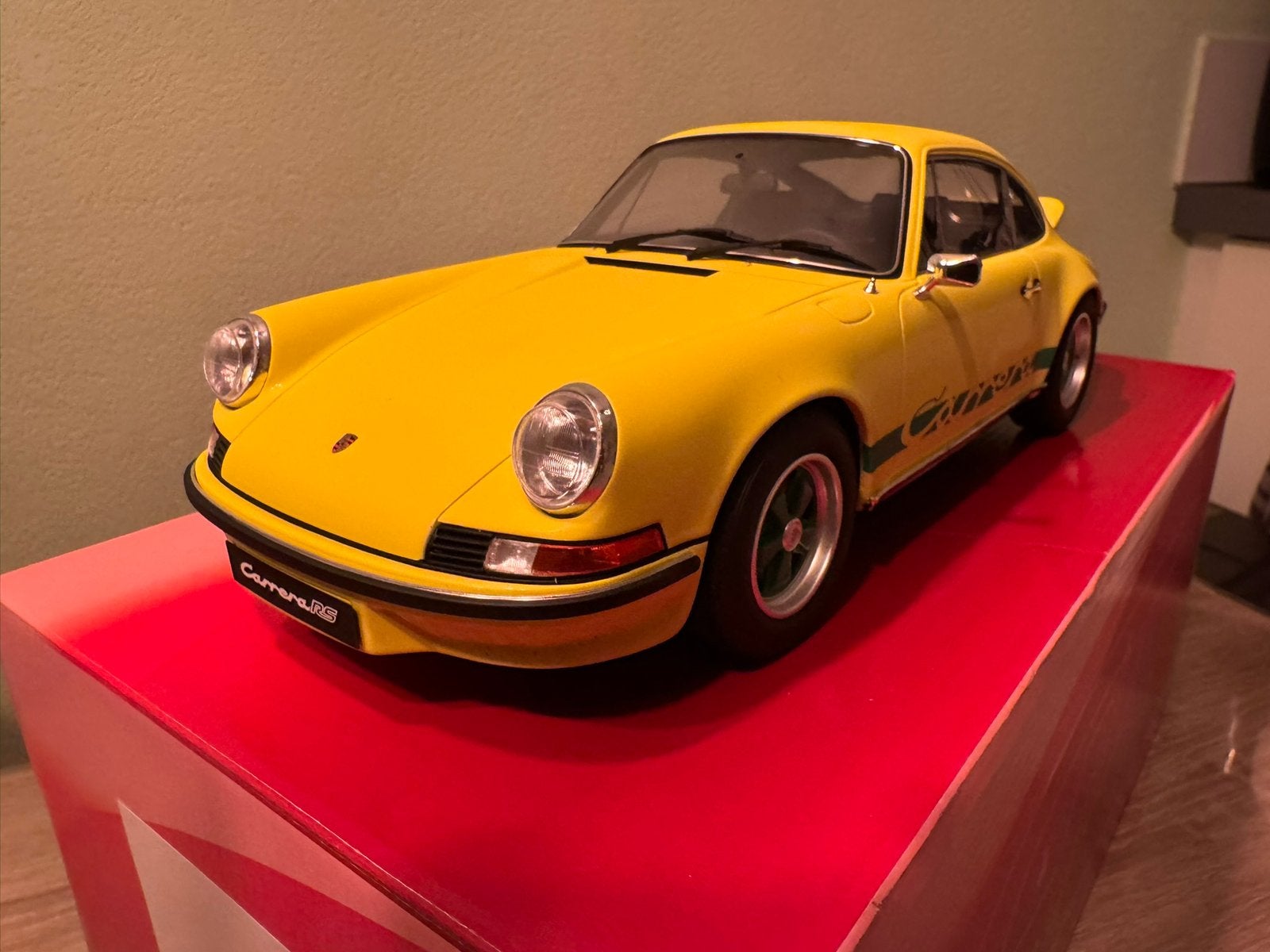 Gt Spirit Porsche 911 carrera RS 1:12 1 van 999, Hobby en Vrije tijd, Modelauto's | 1:5 tot 1:12, Ophalen of Verzenden, Zo goed als nieuw