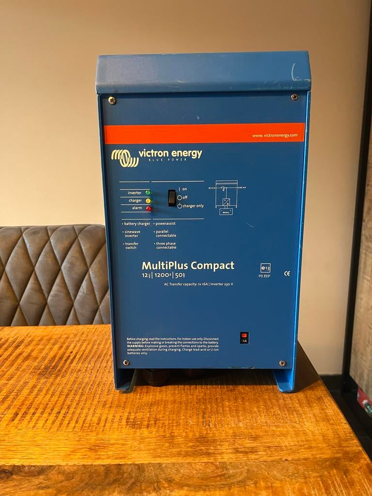 Victron Multiplus Compact 12V 1200VA Omvormer/Lader, Caravans en Kamperen, Camper-accessoires, Ophalen of Verzenden, Gebruikt