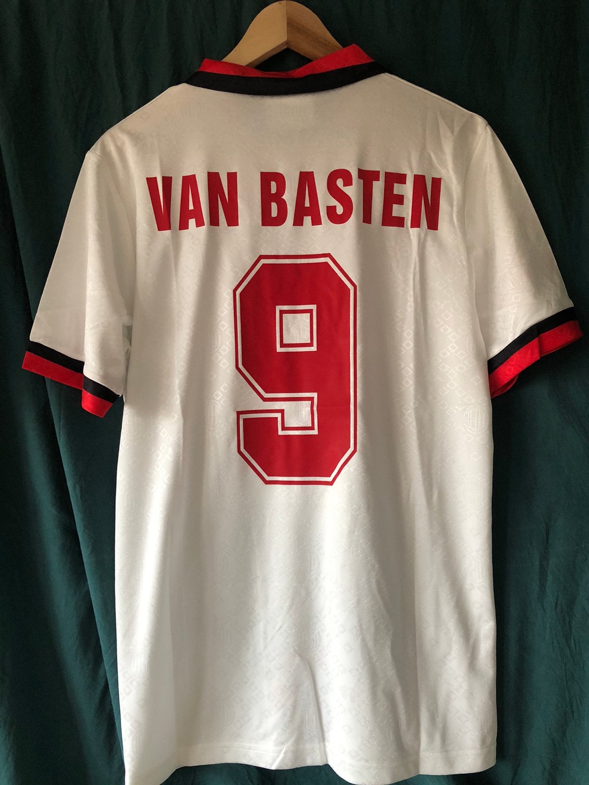 Van Basten AC Milan retro voetbalshirt maat M, Ophalen of Verzenden, Zo goed als nieuw, Shirt