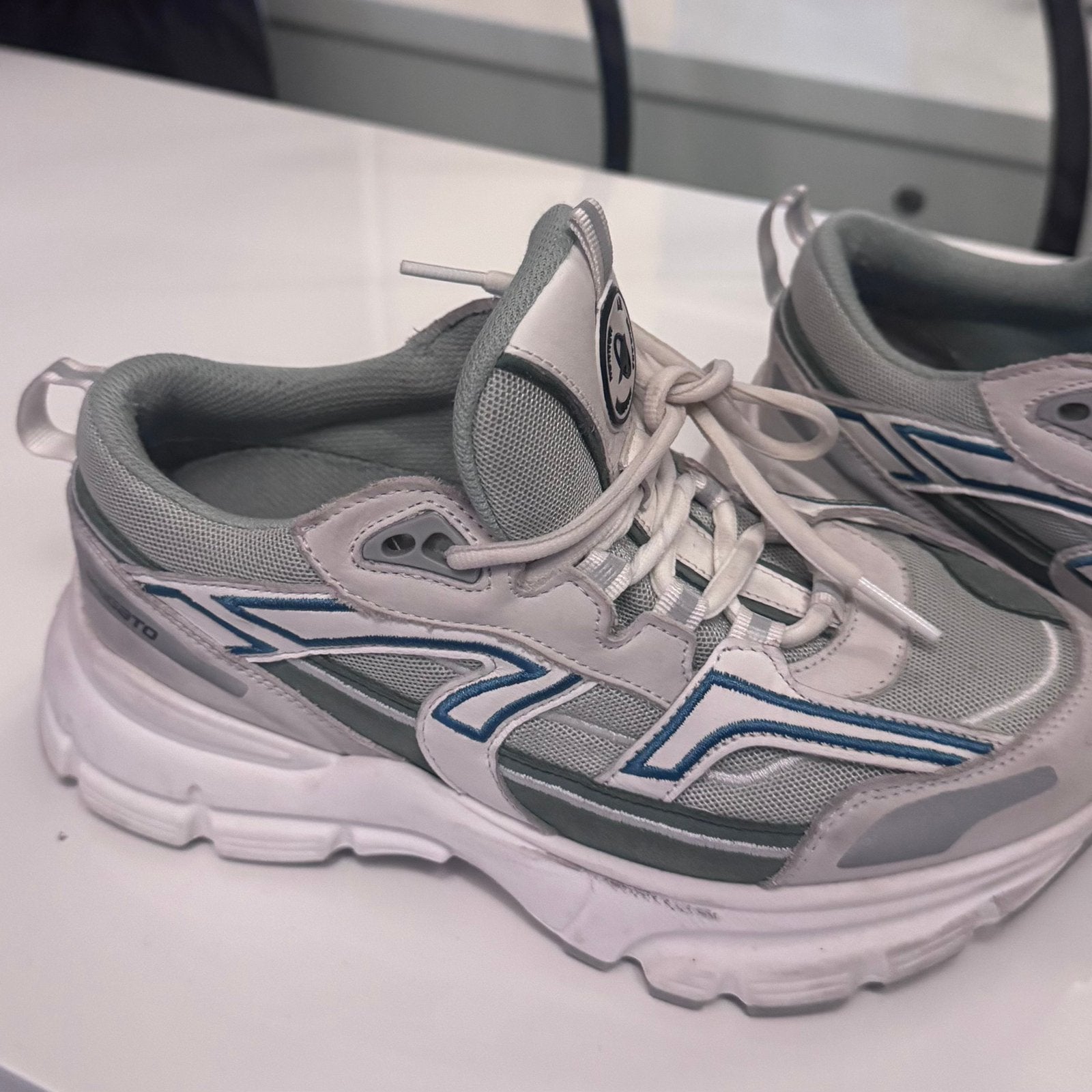 Axel Arigato Sneakers Maat 36, Ophalen, Gedragen, Wit, Sneakers of Gympen