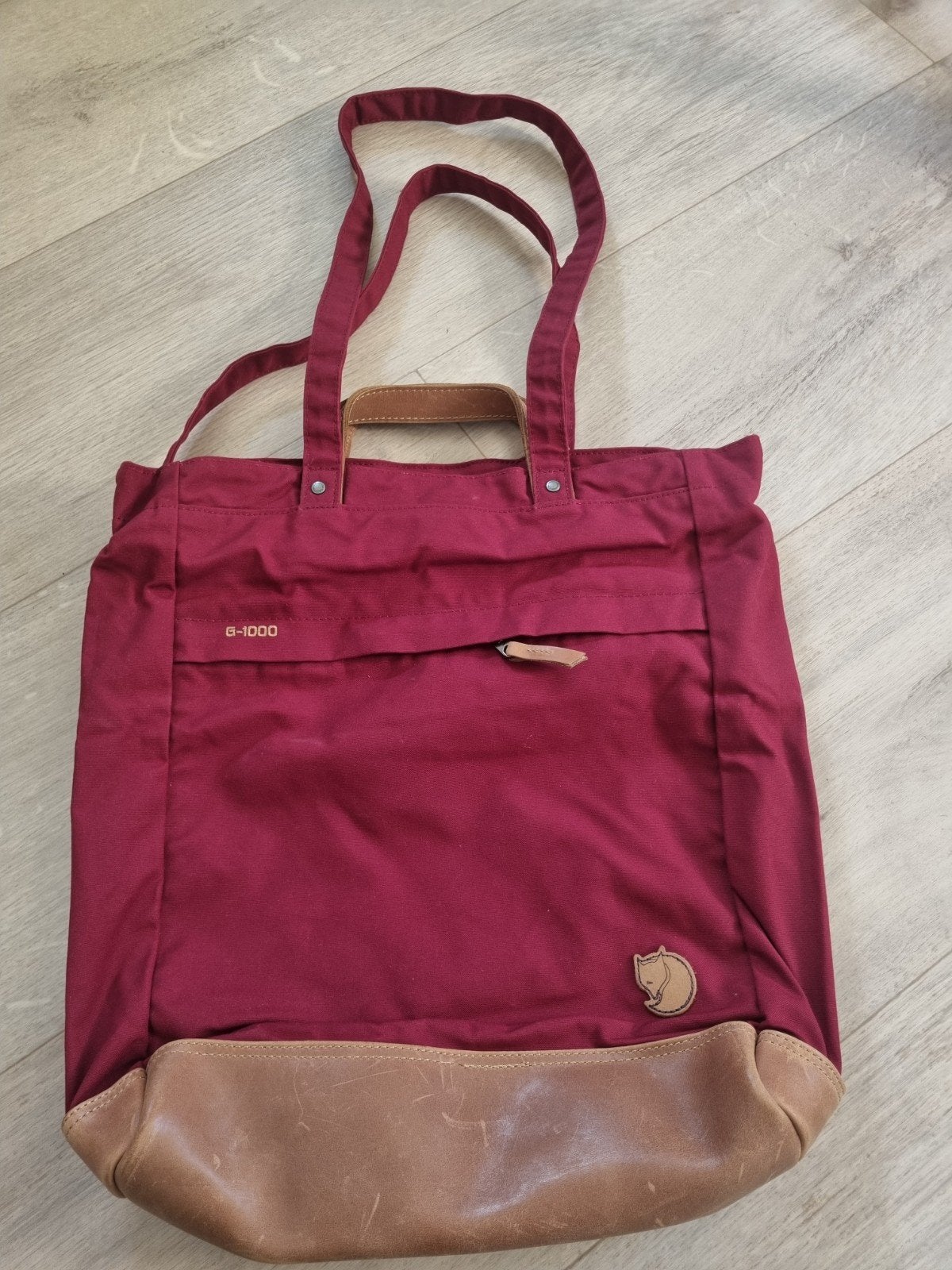 Fjallraven Totepack no 2 backpack, tote tas bag, Ophalen, Zo goed als nieuw, Rood, 30 cm of meer