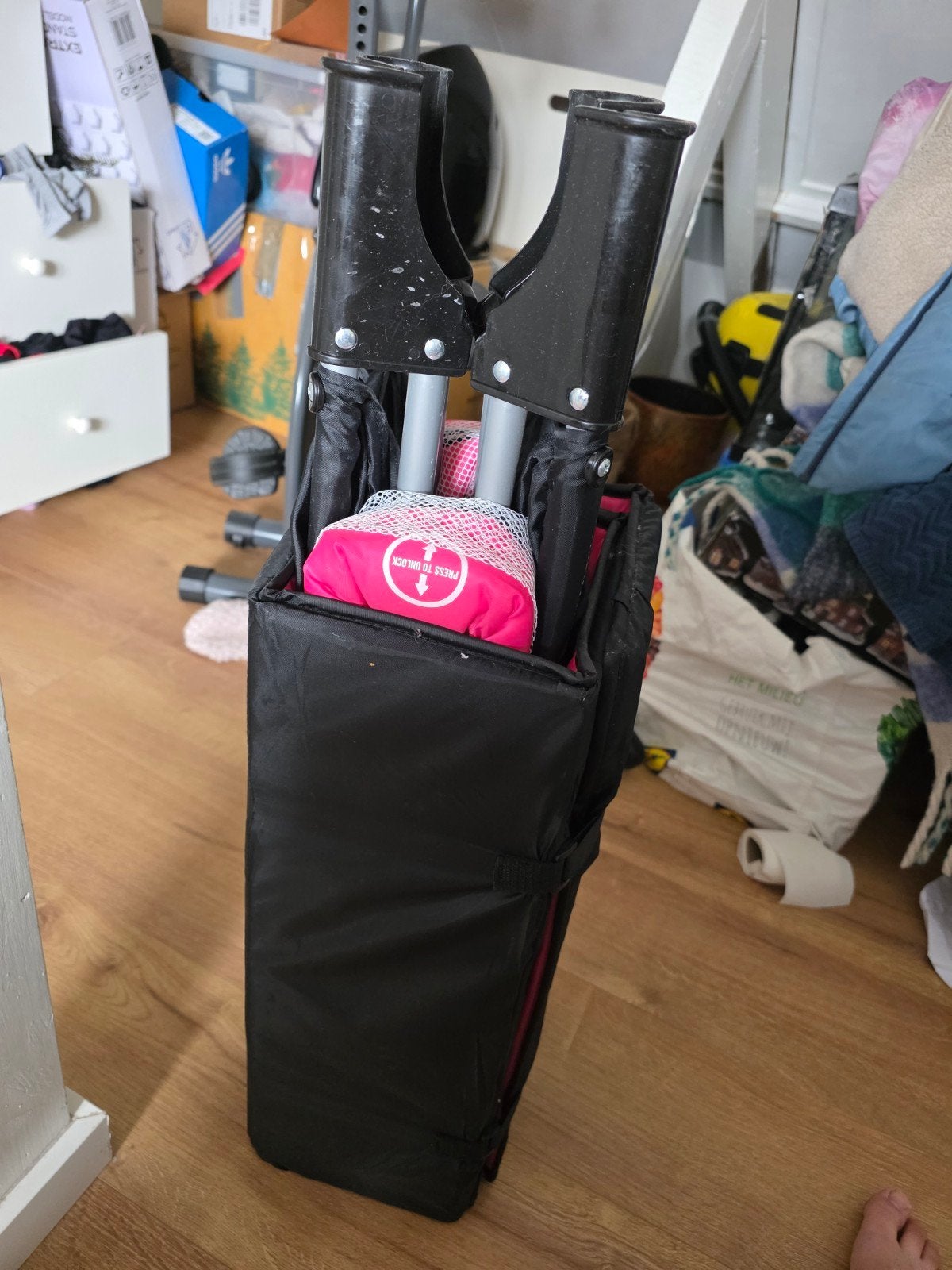 Roze met zwart campingbedje, Ophalen, Overige merken