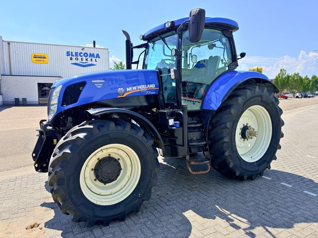 New Holland T7.220 Auto Command, Zakelijke goederen, Agrarisch | Tractoren, Gebruikt, Meer dan 160 Pk, New Holland, 5000 tot 7500
