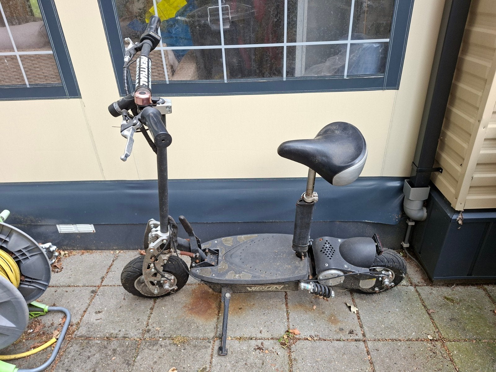 Elektrische step met zadel / e-step / iscooter Viron, Fietsen en Brommers, Steps, Ophalen, Elektrische step (E-scooter)