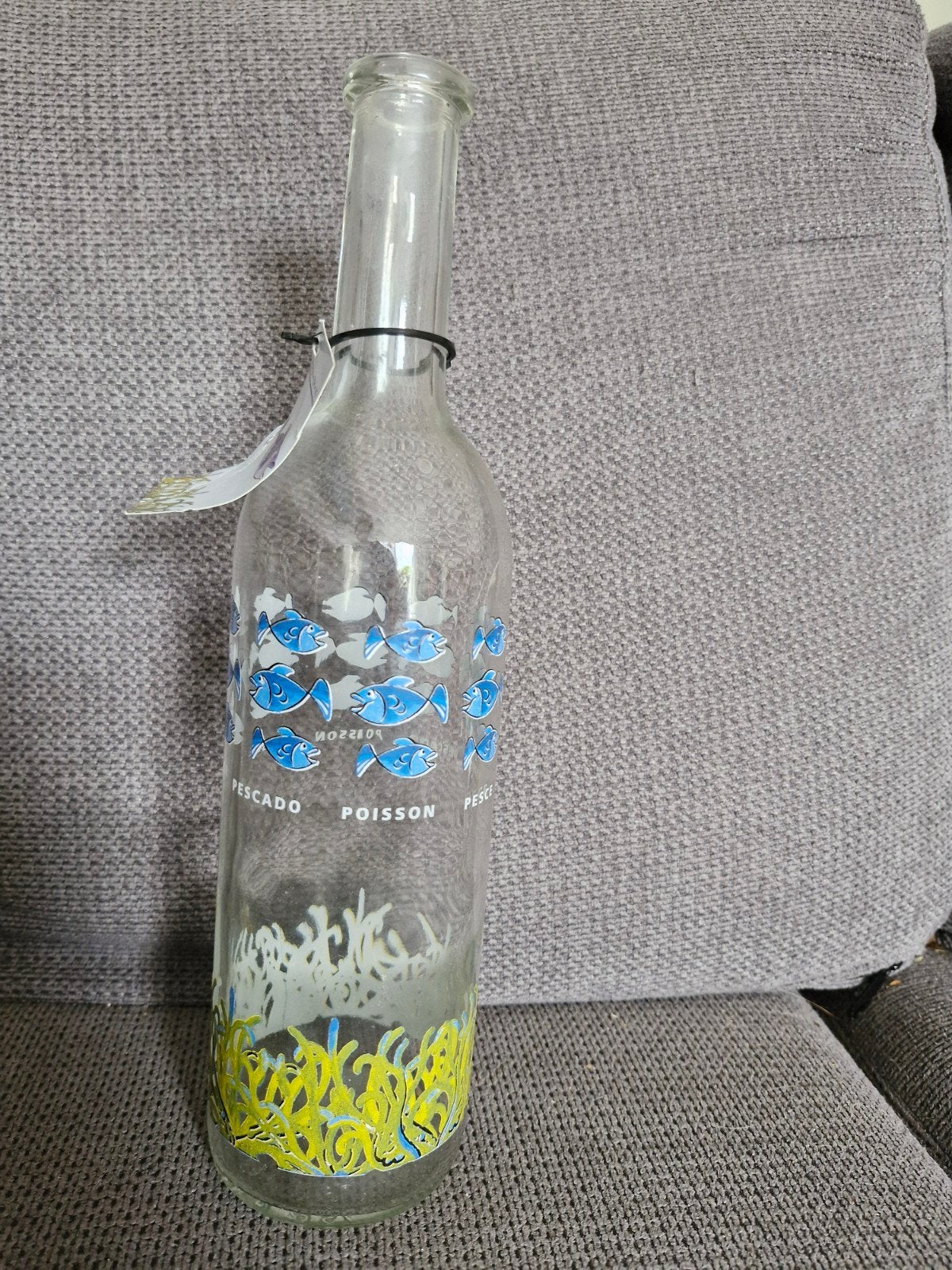 Decoratieve lege wijn fles met vissen en zeewier design, Meerkleurig, Nieuw, Ophalen of Verzenden, Modern