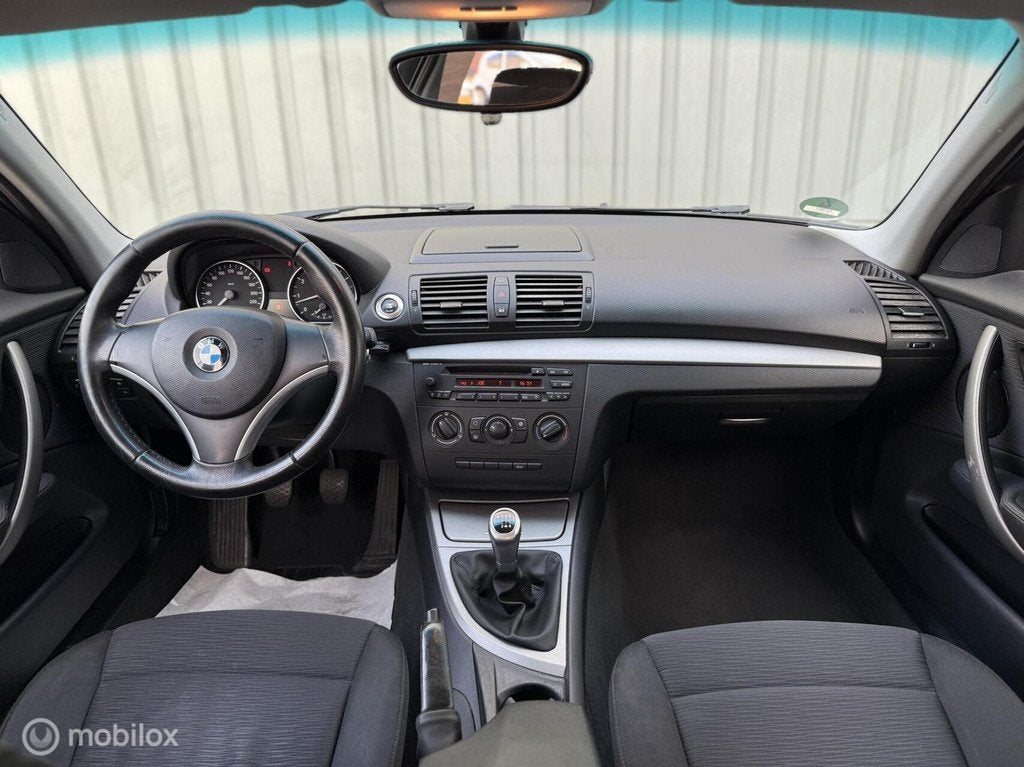 BMW 1-serie 116i | 5-Deurs | Airco | LMV, 1-Serie, Euro 5, 1995 cc, Zwart