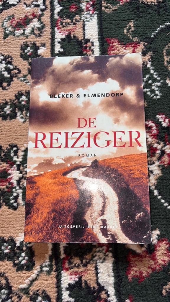 De Reiziger - Bleker & Elmendorp (Roman), Ophalen of Verzenden, Gelezen, Nederland
