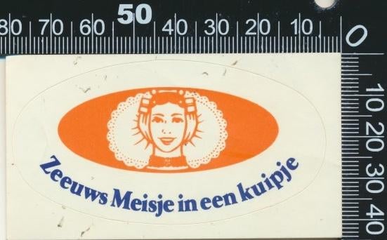 Sticker: Zeeuws Meisje - In een kuipje (1), Verzamelen, Ophalen of Verzenden, Zo goed als nieuw, Bedrijf of Vereniging