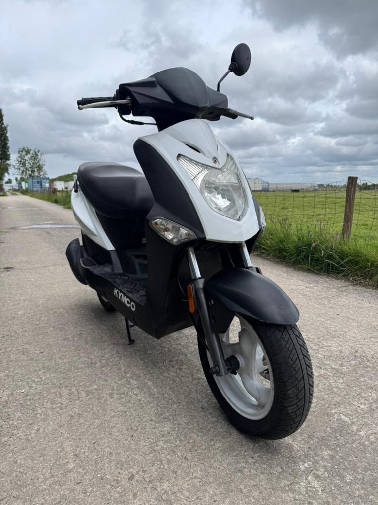 Kymco Agility FR50 Bromscooter 2012, Fietsen en Brommers, Scooters | Kymco, Zo goed als nieuw, Agility, Maximaal 45 km/u, Benzine