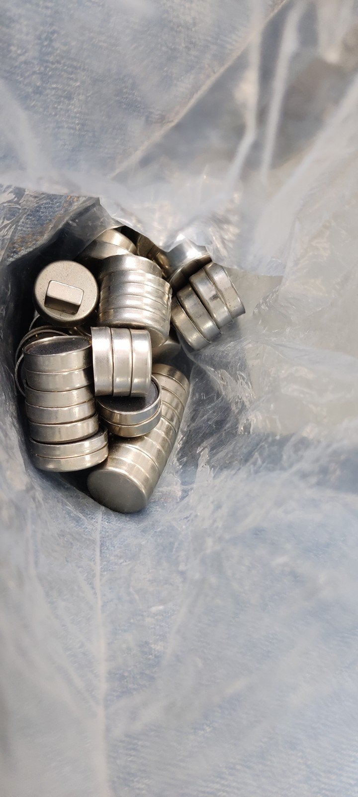 RVS Magneten met Sterke Draagkracht, Ophalen, Gebruikt, Zilver, Metaal