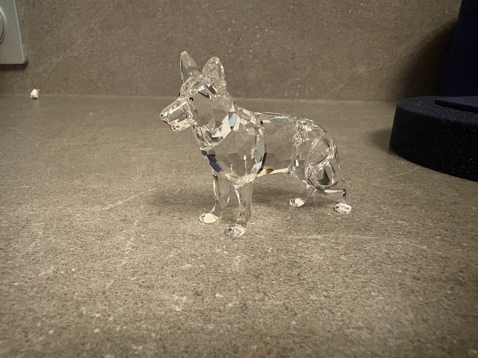 Swarovski Duitse Herdershond - originele doos & certificaat, Ophalen of Verzenden, Zo goed als nieuw, Figuurtje