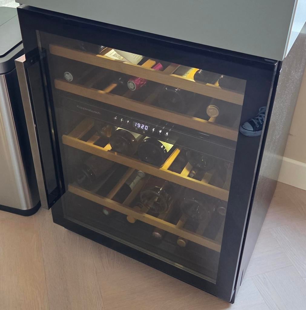 Kuppersbusch wijnkoelkast 46 flessen, 2 zones, Witgoed en Apparatuur, Koelkasten en IJskasten, Ophalen of Verzenden, Zo goed als nieuw