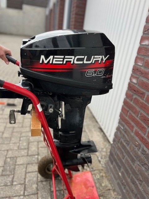 Mercury 6 pk 2-takt buitenboordmotor, kortstaart, Ophalen, Gebruikt, 5 tot 10 pk, Buitenboordmotor