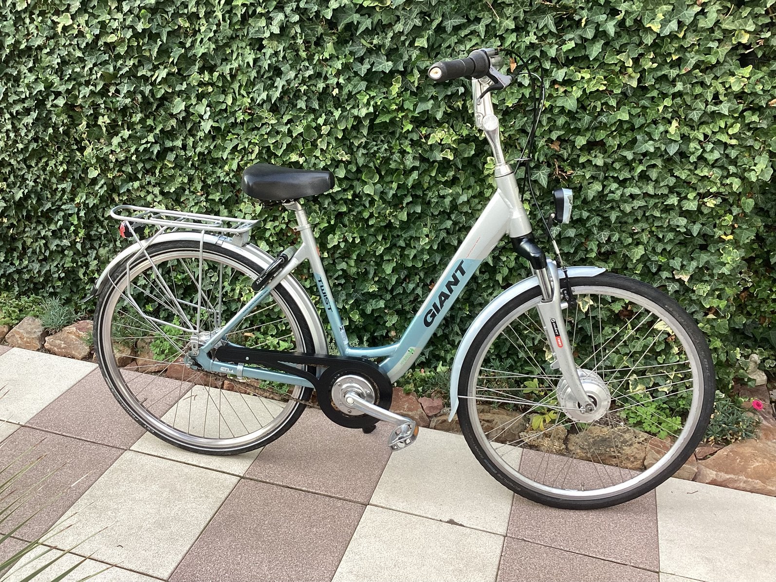 Damesfiets studentenfiets stadsfiets stationfiets stadsfiets, Ophalen, Gebruikt, Versnellingen, Giant