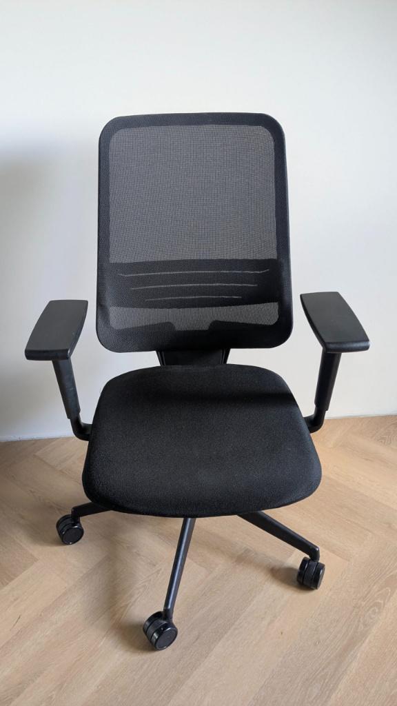 Forma5 Ergonomic Office Chair, Huis en Inrichting, Bureaustoelen, Zo goed als nieuw, Bureaustoel, Zwart, Ergonomisch, Ophalen