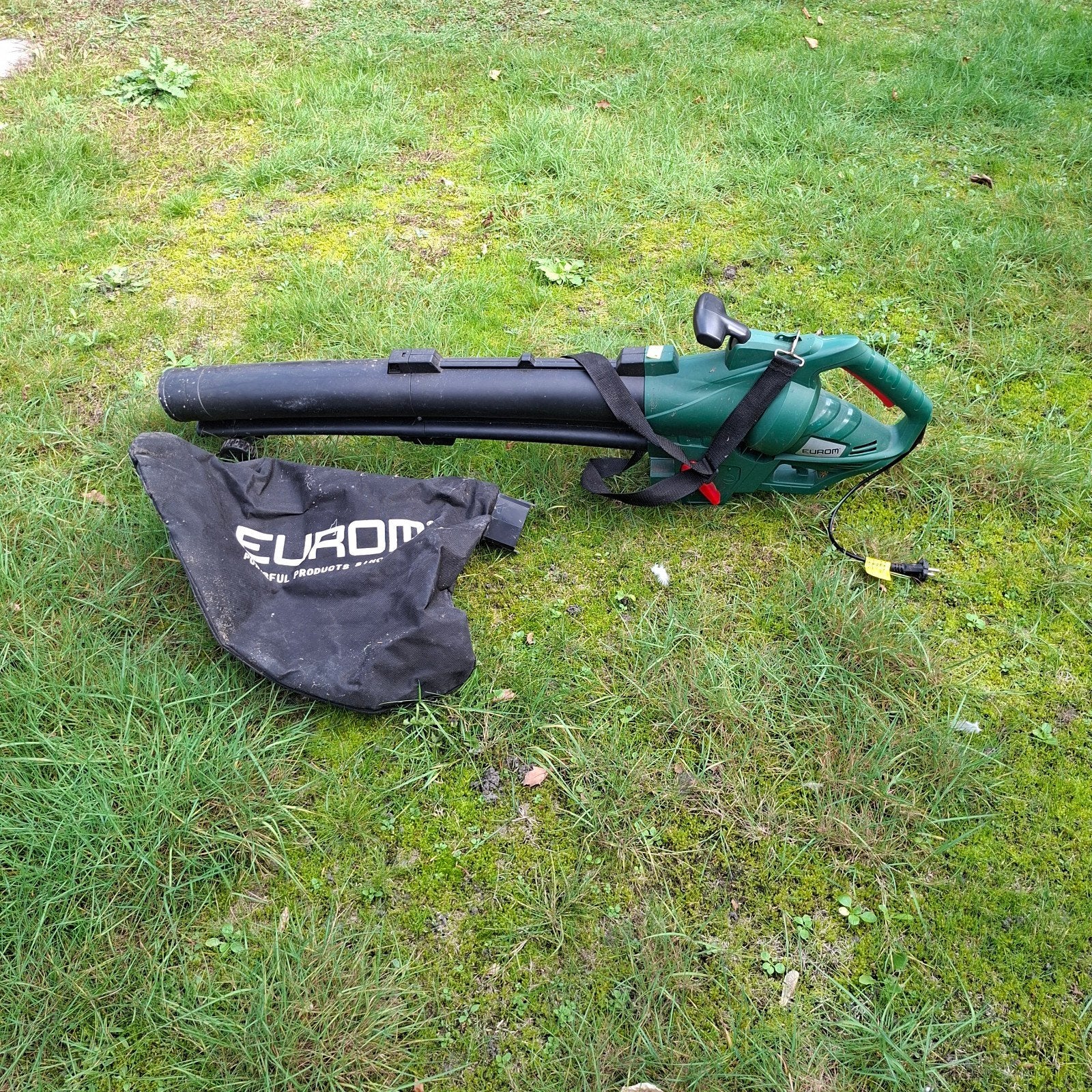 Eurom Garden Cleaner 3000 Bladblazer met zuigfunctie, Ophalen, Gebruikt, Met opvangzak, Handgedragen