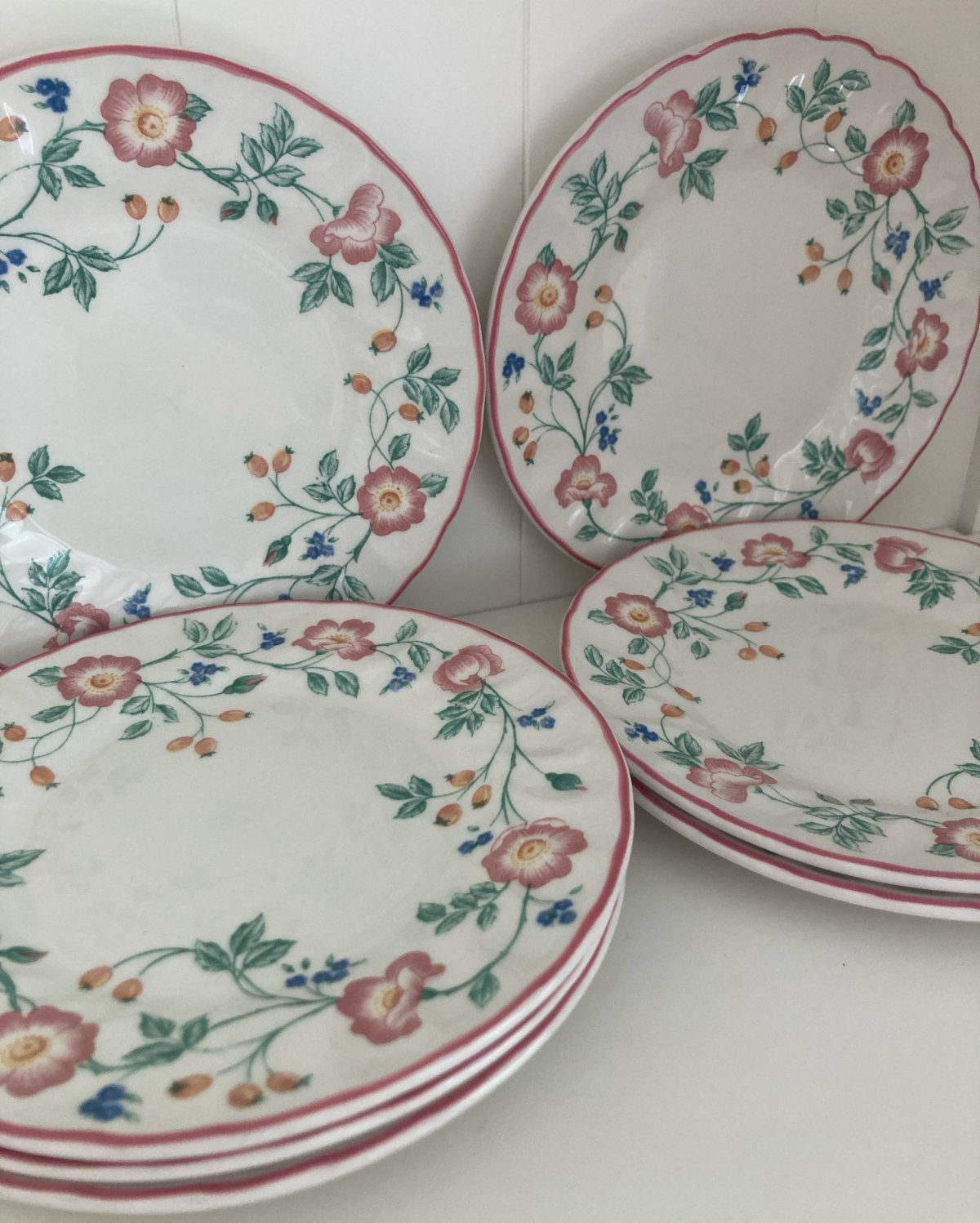 Churchill Staffordshire set van 7 gebaksbordjes - 17 cm, Overige merken, Keramiek, Vintage, Ophalen of Verzenden