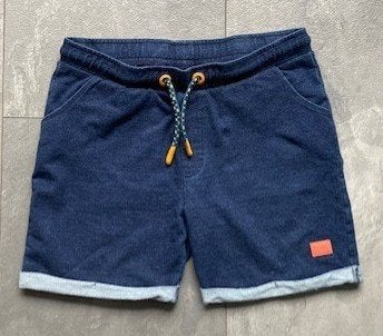 Orange Stars sweatshort maat 152 (qwe), Trui of Vest, Ophalen of Verzenden, Zo goed als nieuw, Jongen