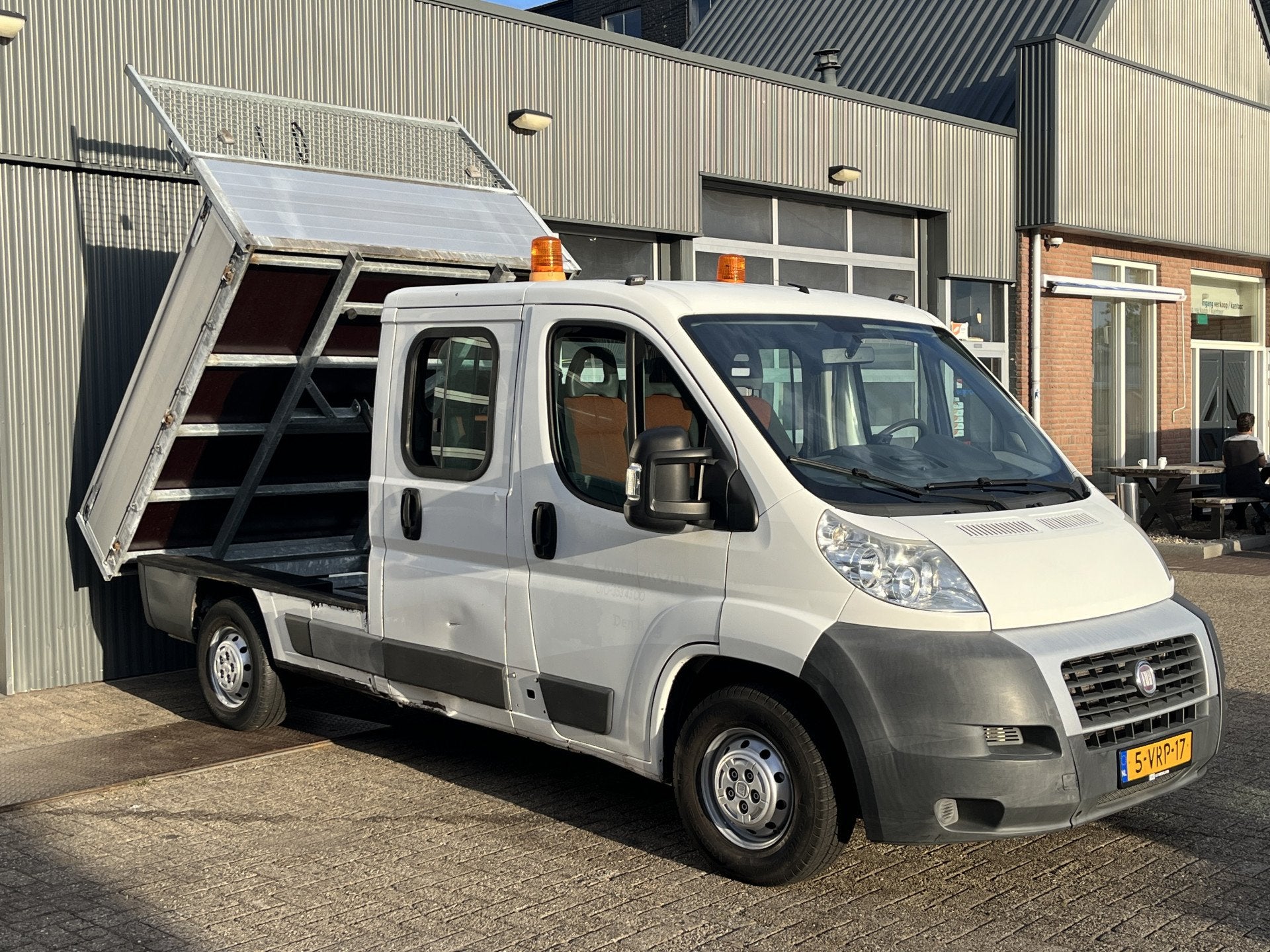 Fiat Ducato 35L 3.0 CNG Airco Trekhaak 2500kg trekgewicht Ki, Voorwielaandrijving, Euro 5, Gebruikt, Zwart