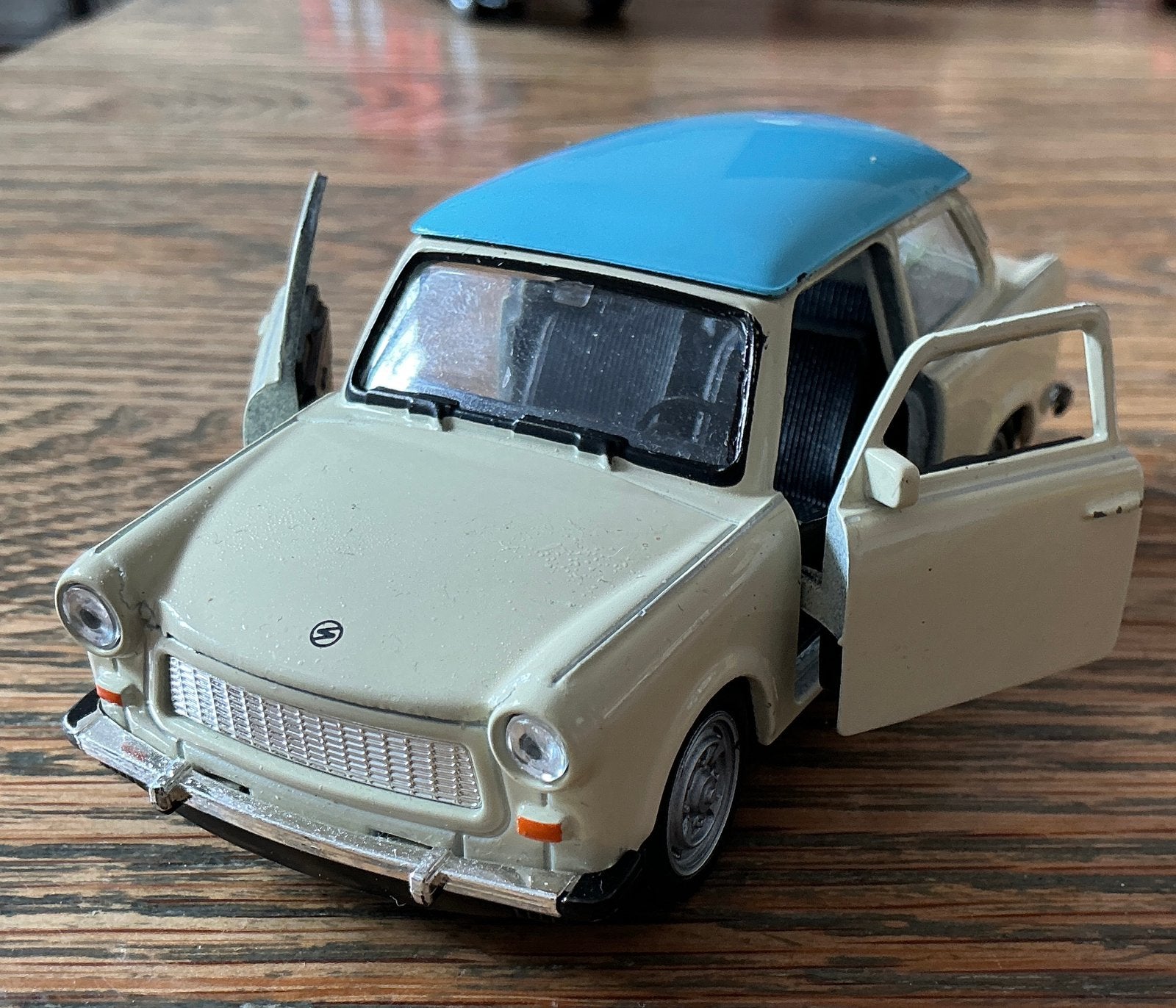 Oude Trabant 601 Oost Duitsland, Ophalen, Zo goed als nieuw, Auto
