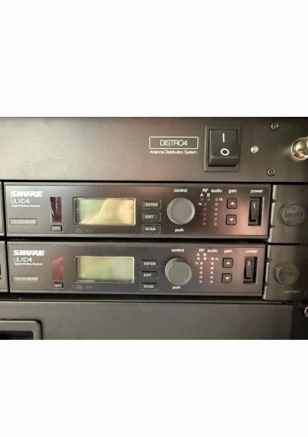 Shure ULX-D set met 4 beltpacks en een RF venue Distro4, Ophalen of Verzenden, Zo goed als nieuw, Instrumentmicrofoon, Draadloos