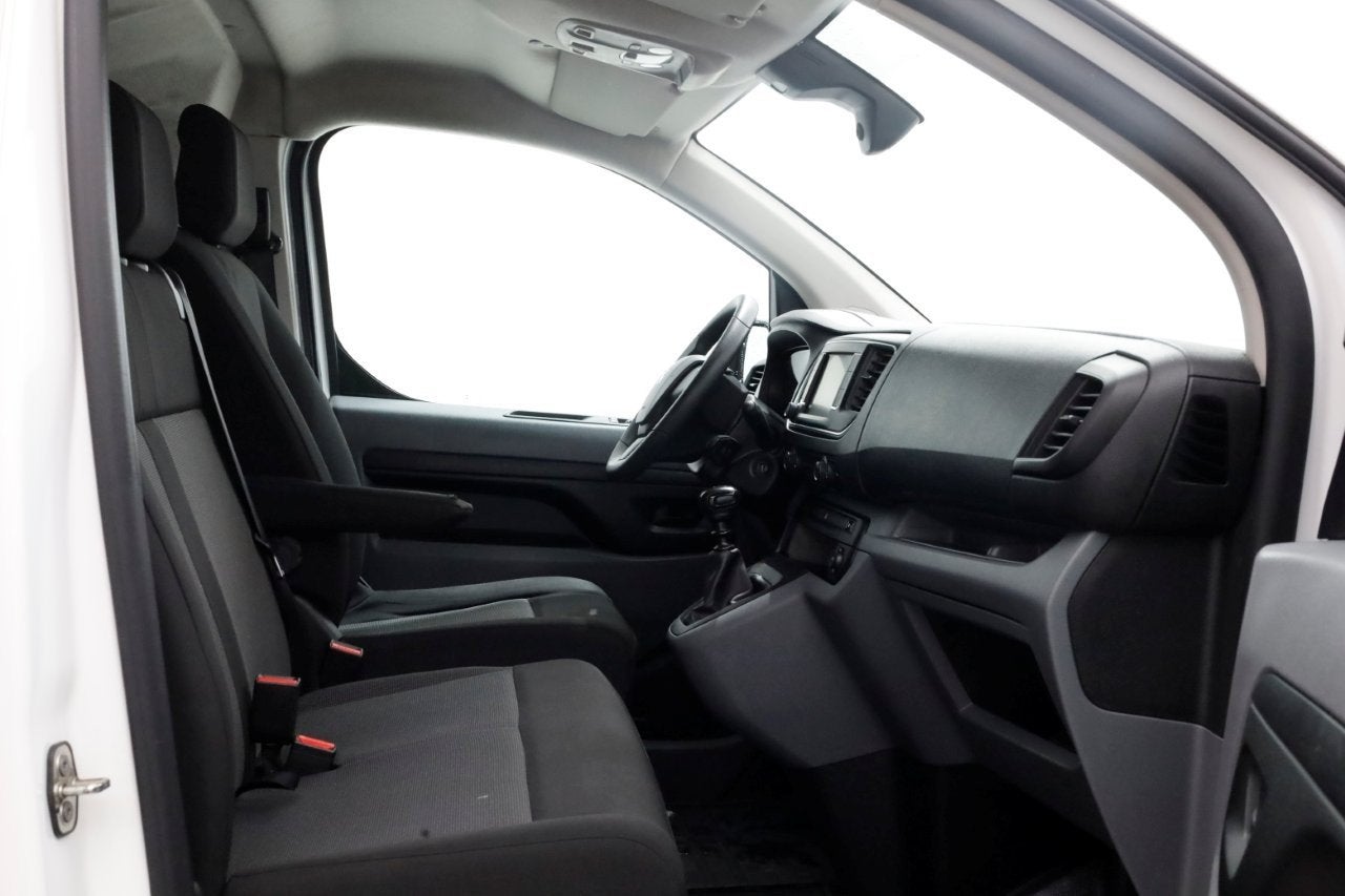 Peugeot Expert 1.5 BlueHDI 102pk L3 Premium Airco/CarPlay/Ca, Auto's, Bestelauto's, Voorwielaandrijving, 15 km/l, Gebruikt, Euro 6