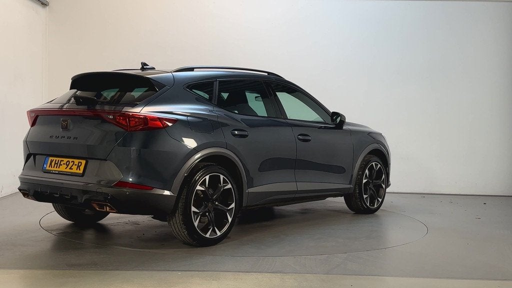 Cupra Formentor 1.4 e-Hybrid 245pk VZ Copper Edition Camera, Auto's, Cupra, Gebruikt, 4 cilinders, Leder en Stof, Plug-in hybride