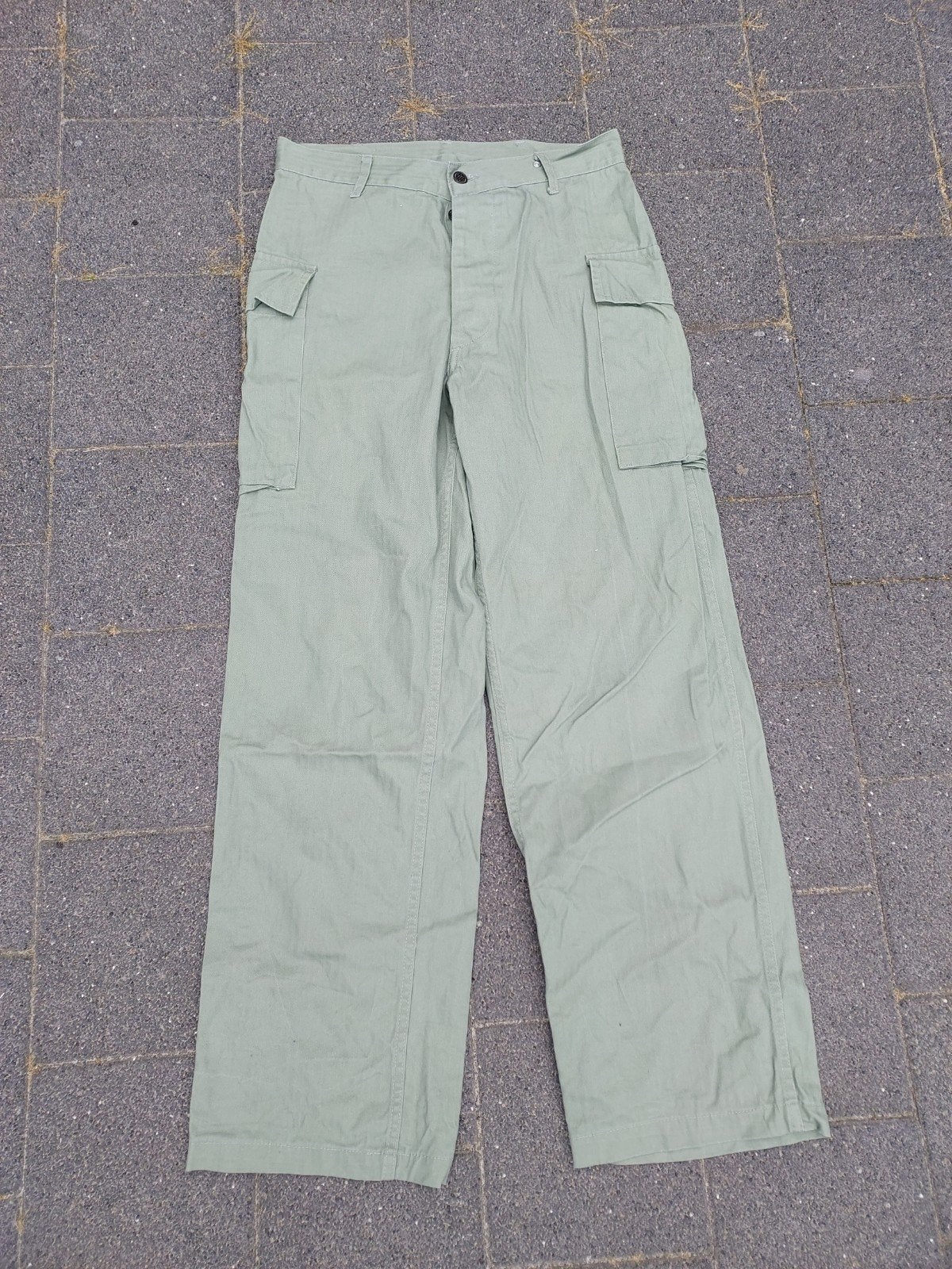 US Army WO2 HBT Herringbone Twill Trousers - maat S, Verzamelen, Ophalen of Verzenden, Landmacht, Amerika, Kleding of Schoenen