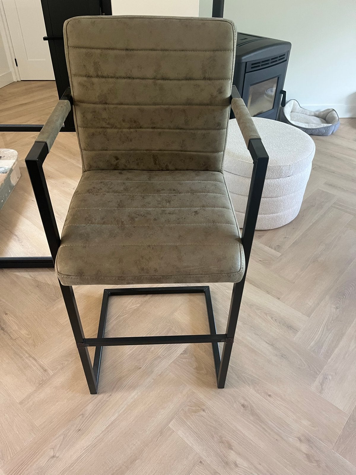 4 bar krukken/stoelen met armleuningen, Huis en Inrichting, Barkrukken, Ophalen, Gebruikt, Met voetsteun, 90 cm of meer