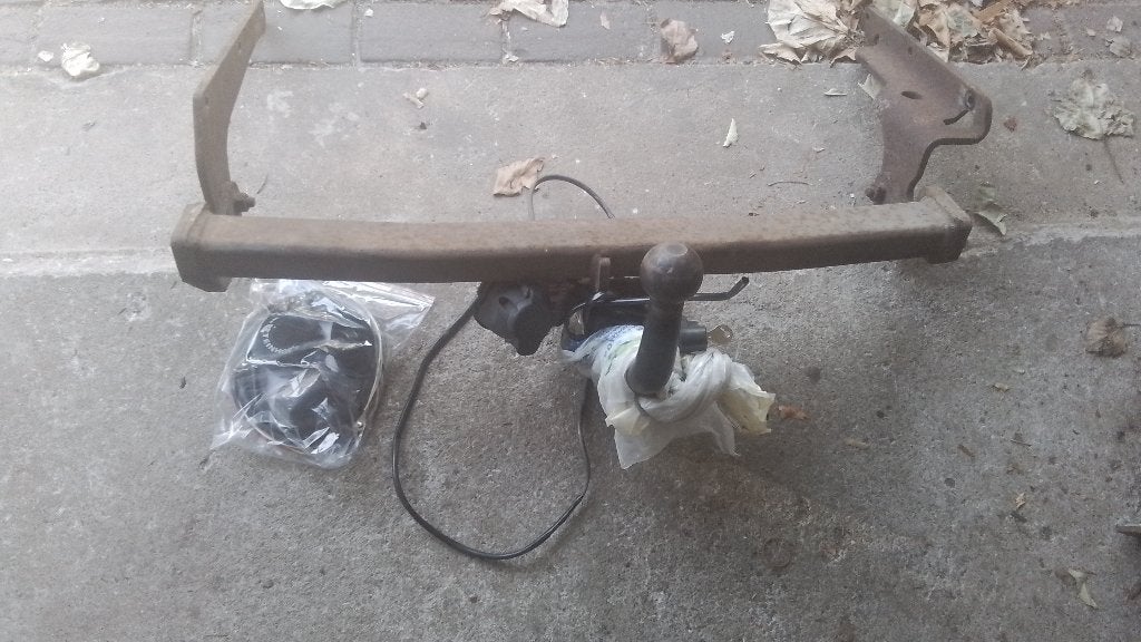 TREKHAAK GEBR  TOYOTA YARIS  2006  TOT 2011, Gebruikt, EEEEE, Ophalen of Verzenden, Toyota