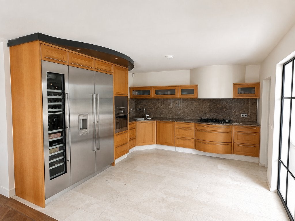 Gebruikte luxe hoekkeuken met Gaggenau apparatuur, Ophalen, Gebruikt, Bruin, Hoekkeuken