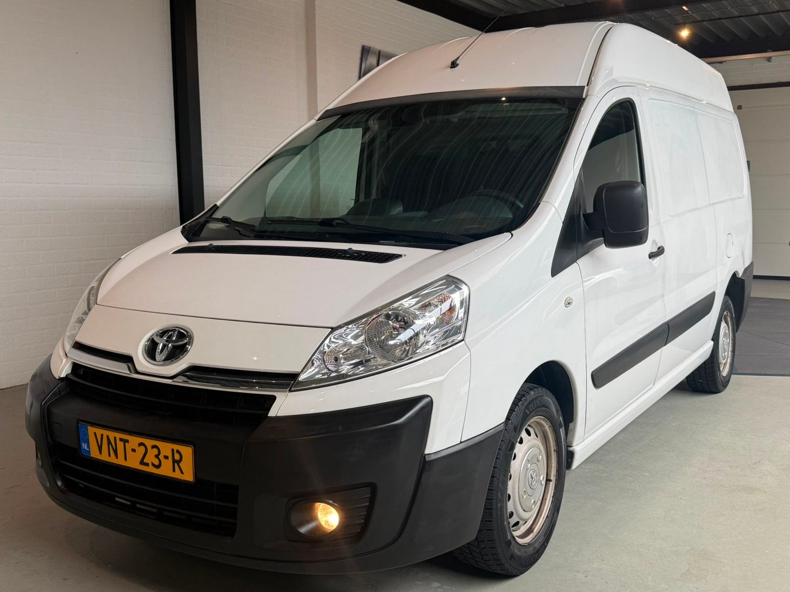 Toyota Proace 2.0 D 94KW DC 2016 Wit L2 H2, Auto's, Euro 5, 4 cilinders, Wit, 14 km/l