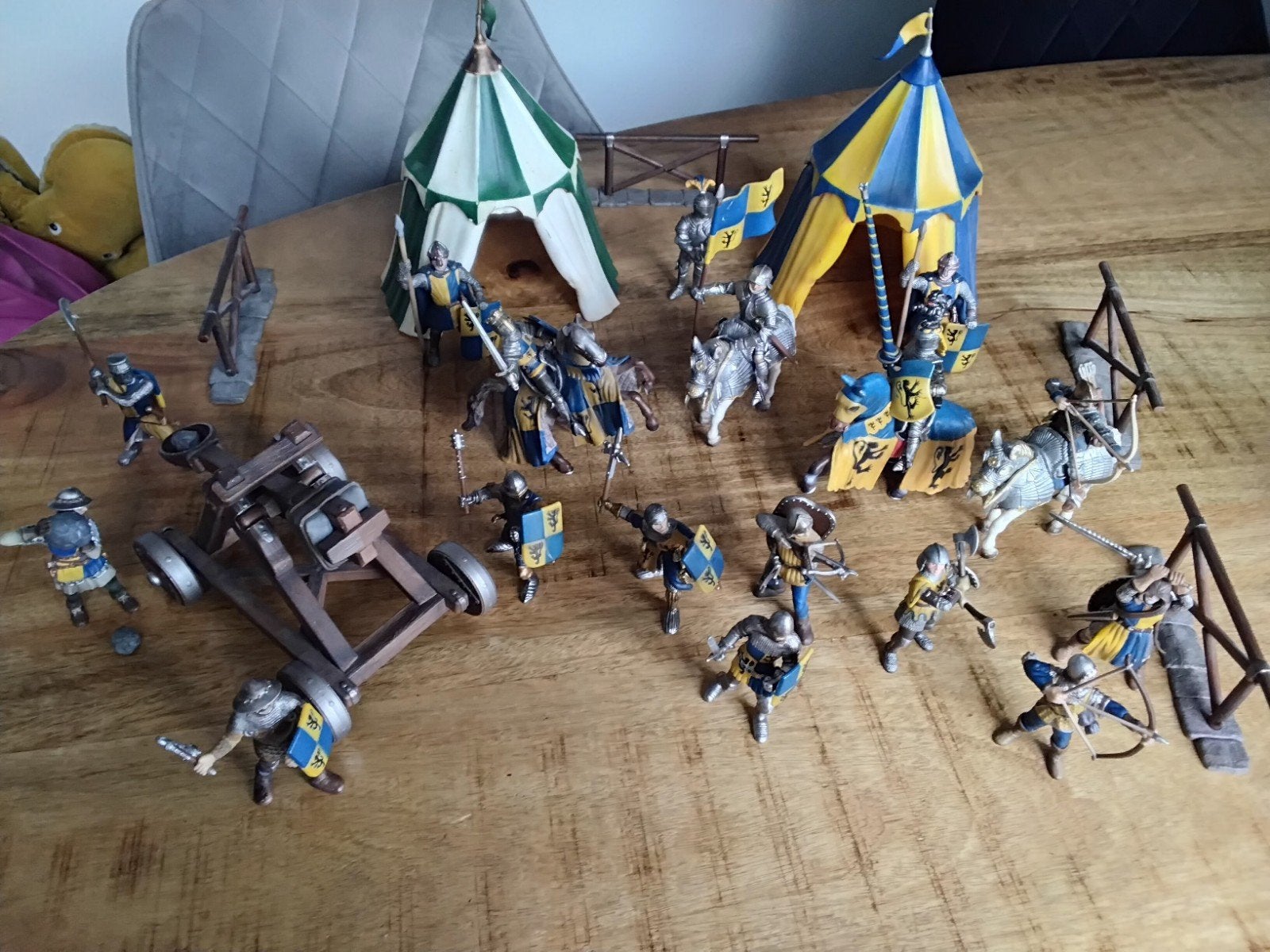 Schleich ridders blauw/geel., Verzamelen, Speelgoed, Ophalen of Verzenden, Zo goed als nieuw